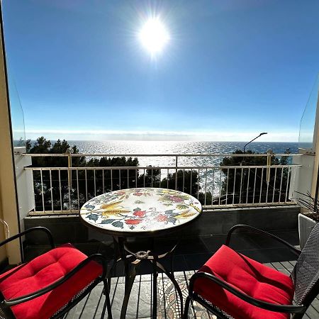 Suite Fronte Mare - Санремо Экстерьер фото