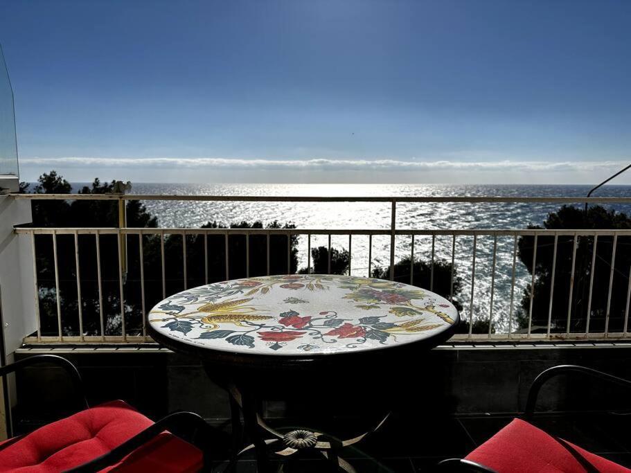 Suite Fronte Mare - Санремо Экстерьер фото