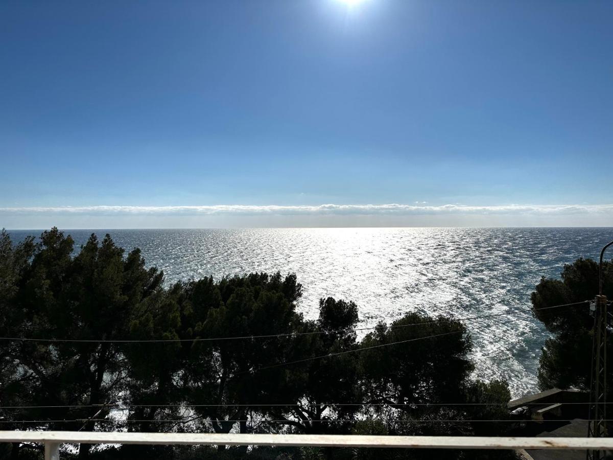 Suite Fronte Mare - Санремо Экстерьер фото